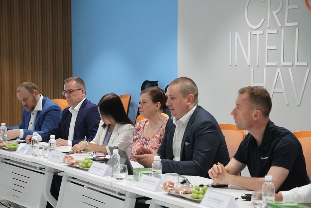 Thành phố Hồ Chí Minh và thành phố Tampere (Phần Lan) hợp tác thúc đẩy sản xuất thông minh, chuyển đổi số và đổi mới sáng tạo