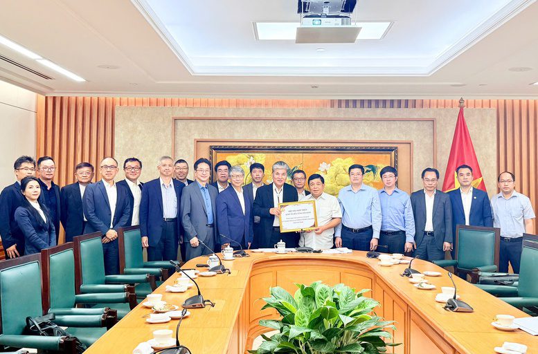 Thúc đẩy hợp tác, hình thành các trung tâm R&D và cơ sở nghiên cứu lớn về bán dẫn tại Việt Nam