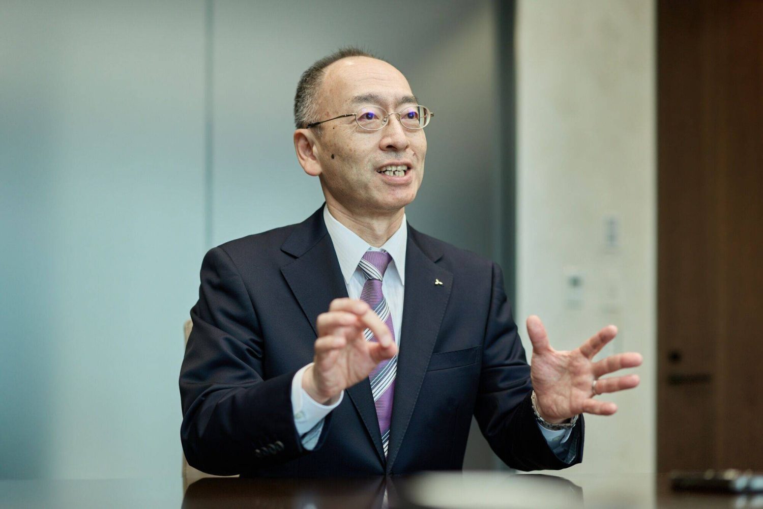 Ứng dụng AI trong sản xuất: Cân bằng giữa tăng trưởng năng suất và bảo vệ việc làm