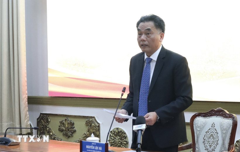 Ông Nguyễn Lộc Hà, Phó Chủ tịch Thường trực UBND TP. Hồ Chí Minh phát biểu tại hội nghị. (Ảnh: Xuân Anh/TTXVN)