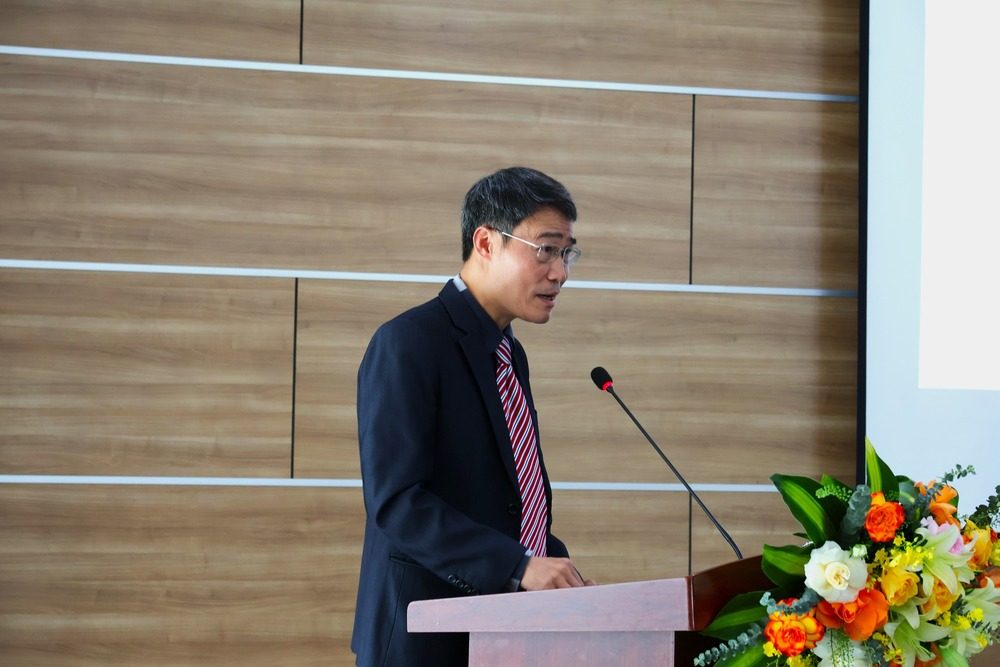 Đại tá Phạm Hồng Thập, Phó Viện trưởng Viện Kỹ thuật Điện tử, Cục Công nghiệp an ninh (H08) nhấn mạnh yêu cầu phát triển công nghệ lưỡng dụng phải song hành giữa tăng trưởng kinh tế và bảo đảm vững chắc an ninh quốc gia.