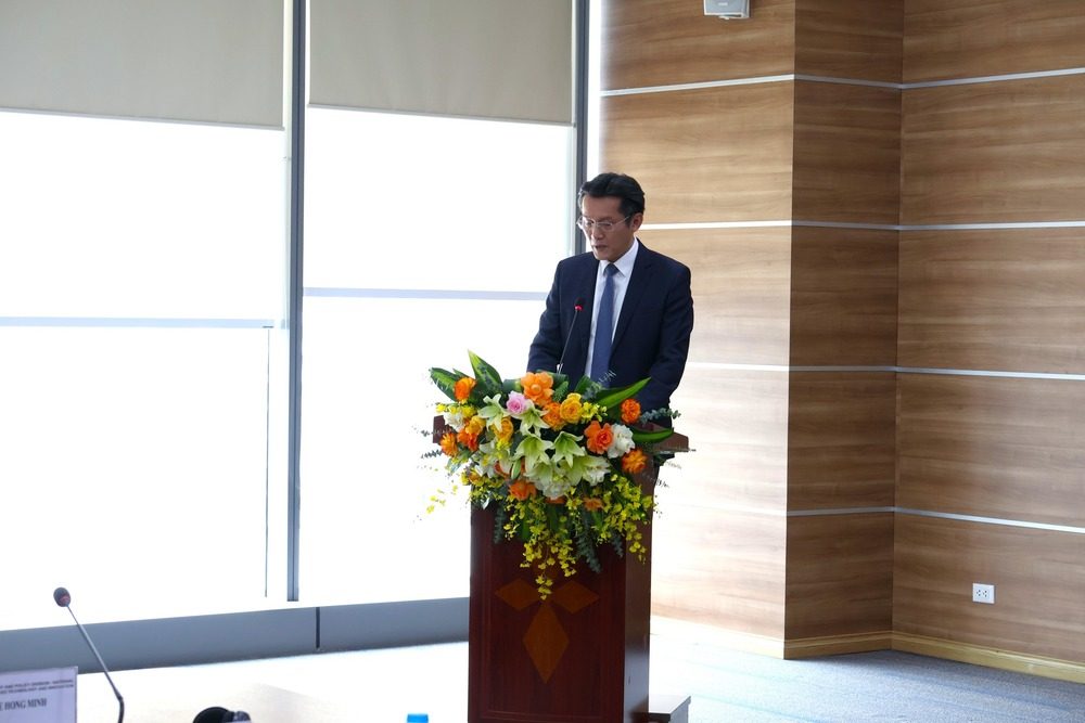 Ông Phạm Phú Trường, Phó Giám đốc HCMC C4IR phát biểu mở đầu chương trình.