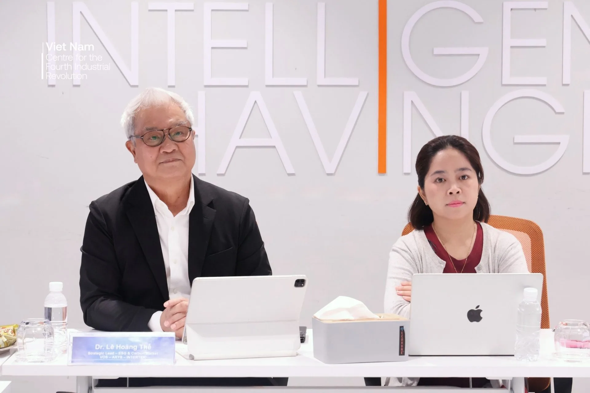 Thúc đẩy hợp tác phát triển hệ sinh thái ESG và thị trường carbon tại Việt Nam 1 Thúc đẩy hợp tác phát triển hệ sinh thái ESG và thị trường carbon tại Việt Nam