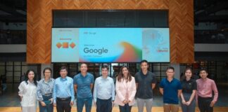 Các đại diện từ Google, VNG và Đại học Quốc gia TPHCM trong buổi làm việc tại VNG Campus