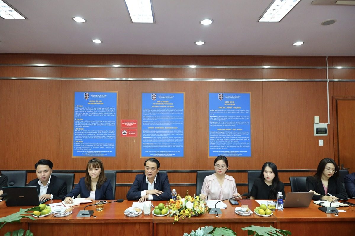 HCMC C4IR làm việc với Đại học Ngân hàng: Kiến tạo nguồn lực cho kỷ nguyên tài chính và công nghệ