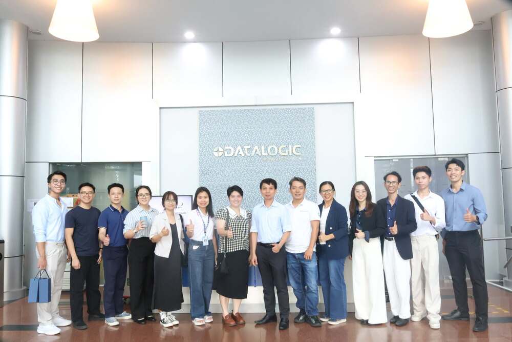 Schneider Electric 12 8