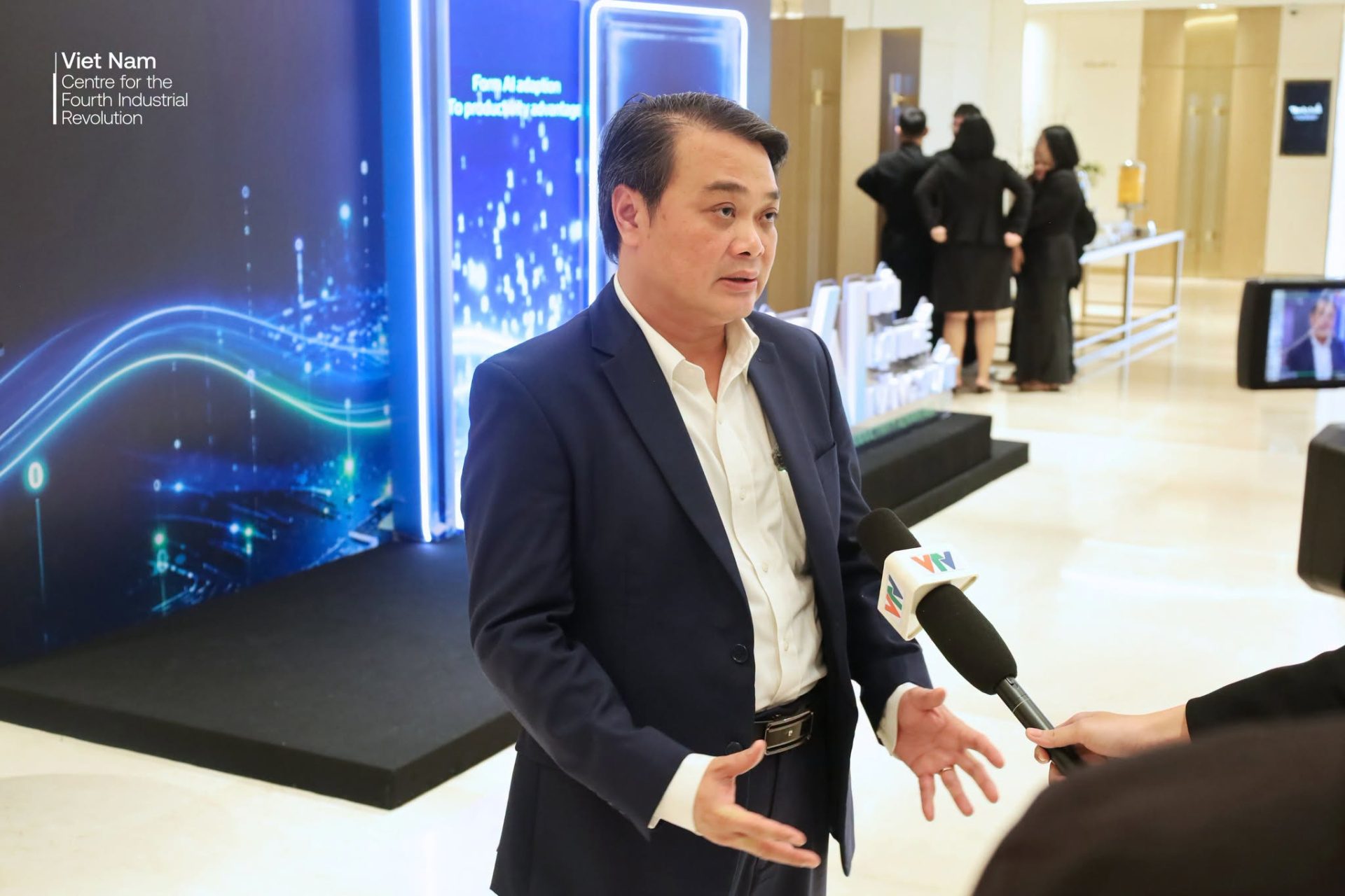 HCMC C4IR hợp tác cùng Anphabe và OpenAI thúc đẩy chuyển đổi năng lực AI cho doanh nghiệp Việt 3 HCMC C4IR hợp tác cùng Anphabe và OpenAI thúc đẩy chuyển đổi năng lực AI cho doanh nghiệp Việt